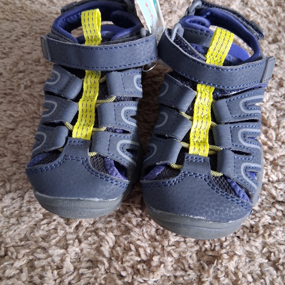 Cat & Jack Kids Navy and Yellow Sandals